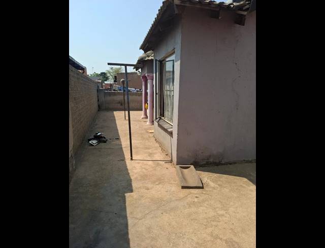 3 BEDROOM HOUSE FOR SALE IN TEMBISA